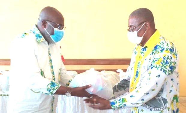 Gabon: Christian Abessolo Menguey fait un don des kits sanitaires aux fédérations PDG d&rsquo;Oyem 