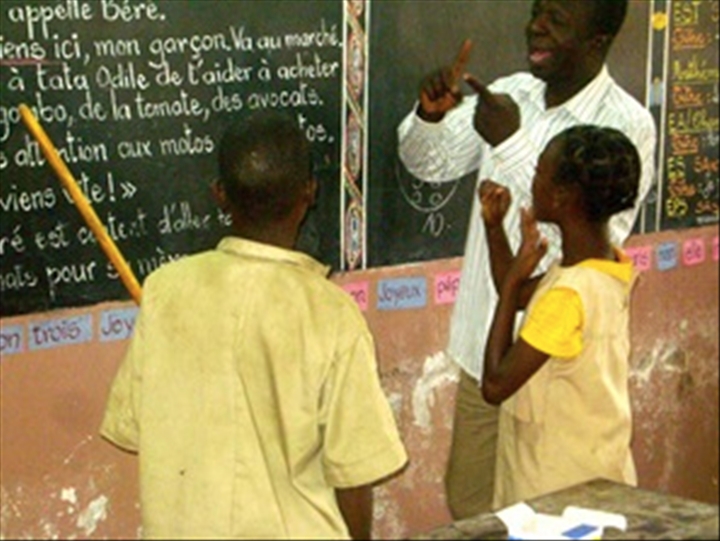 Gabon/Journée nationale de l’Enseignant : Sous le signe de la galère dans les établissements confessionnels et laïcs
