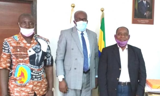 Gabon/Politique:Le Président de la Section RDPC du Gabon, parti du président Paul Biya hôte du maire d&rsquo;Oyem