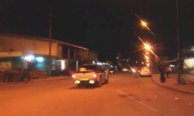 Gabon/Les_Bars_Parlent: Le couloir de Patricio
