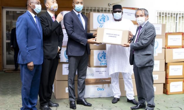 Gabon : Le ministère de la santé réceptionne un important don en produits pharmaceutiques du système des Nations unies et de la République japonaise