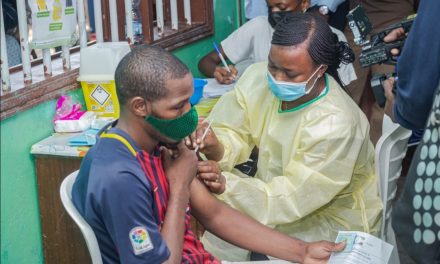 Gabon/Covid-19: L’équipe mobile de vaccination se déploie dans le 3e arrondissement de Libreville