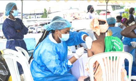 Gabon: lancement de la première phase de la  caravane itinérante de vaccination dans le Grand Libreville