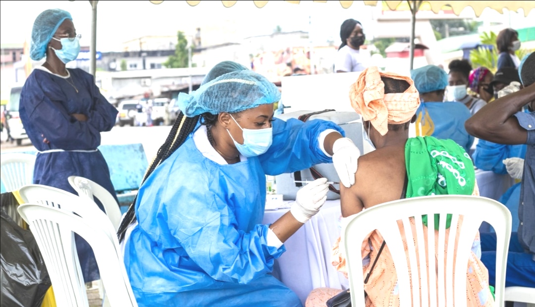 Gabon: lancement de la première phase de la  caravane itinérante de vaccination dans le Grand Libreville