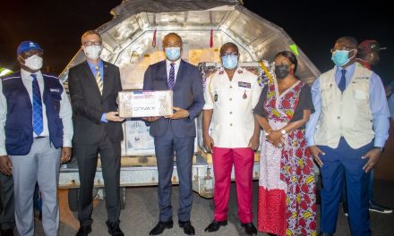 Riposte contre la pandémie à Coronavirus: Le Gabon reçoit 100 620 doses du vaccin Pfrizer offertes par les USA