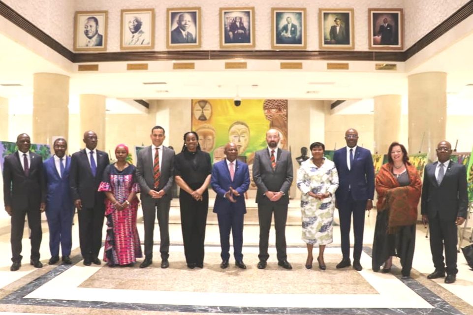 Gabon: Une délégation des parlementaires Britanniques reçue par Faustin Boukoubi Président de l’assemblée nationale