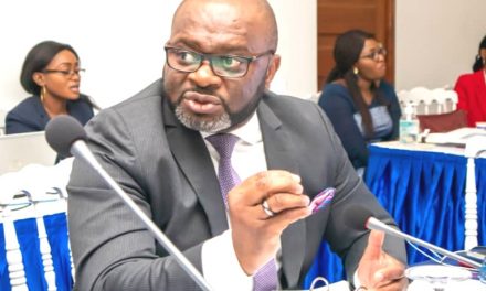 Gabon: Le DG de la CNNII, Carl Ngueba-Boutoundou préconise comme solution « Des réformes obligatoires pour sortir la CNNII la tête de l’eau