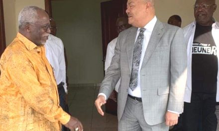 Gabon: Nzouba Ndama devise avec le gouverneur du Haut-Ogooué