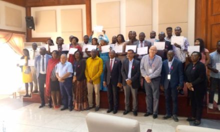 Gabon/Transport maritime: 60 apprenants reçoivent des certificats d’habilitation à la conduite des grues offshore