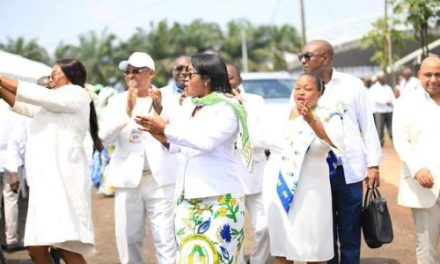 Conseil provincial PDG de l’Estuaire : «Pour mieux préparer l’avenir !» Rose Christiane Ossouka Raponda en tour de controle