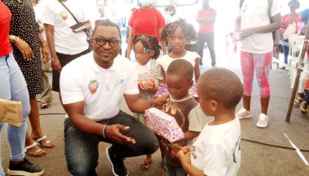 Gabon/Société: Nzila leaders en père Noël