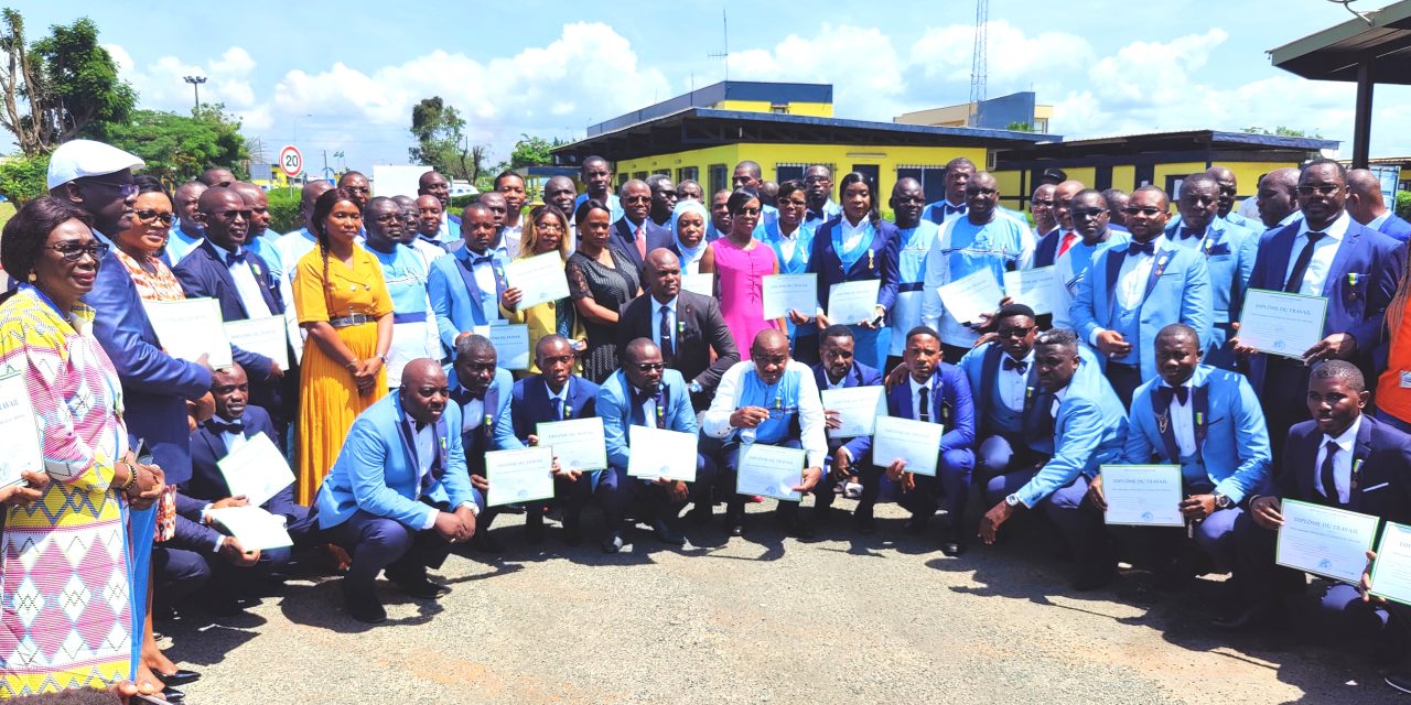 Gabon/Mérite: 75 agents Setrag décorés pour leur «loyauté et abnégation» au travail