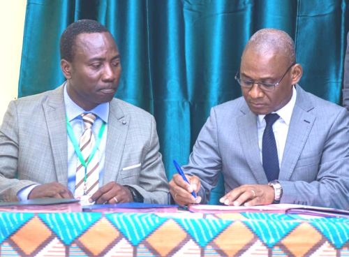 Santé/Franceville: Le CHU Amissa Bongo signe plusieurs conventions Cadre