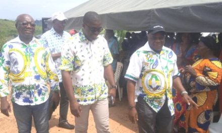 Nyanga/Tchibanga : Les Ministres Nynois étaient ce week-end dans la forte chaleur des compatriotes