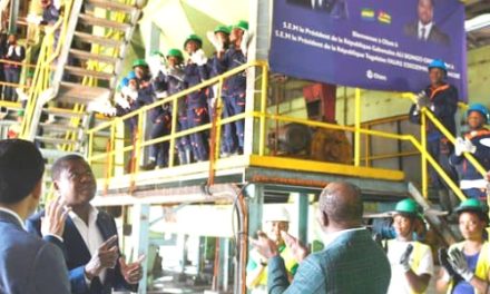 Gabon/Visite de Travail et d’Amitié: Ali Bongo et son homologue du Togo à l’usine de transformation d’huile de palme d’Awala