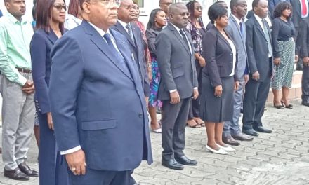 Gabon/Journée nationale du drapeau: Au CESE comme dans d’autres institutions, la tradition a été respectée