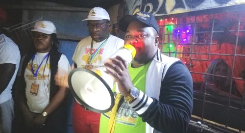 Gabon/Locales 2023/5ème arrondissement de Libreville: Le porte-à-porte gagnant du candidat indépendant Rodrigue Maïssa Nkoma