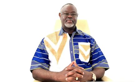 Gabon/Transition: Hervé Patrick Opiangha un « bosseur » et « réformateur » avisé, au gouvernement