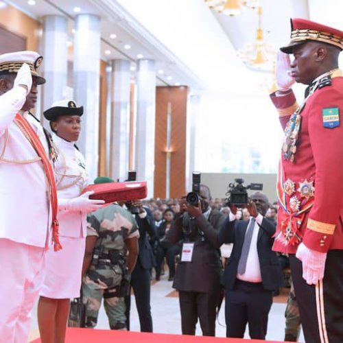 Gabon: Devant la Cour Constitutionnelle, le Général de Brigade Brice Clotaire Oligui Nguema prête serment