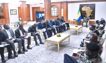 Gabon/Presidence: Concertation entre le Président de la transition et les responsables des régies financières et autres administrations