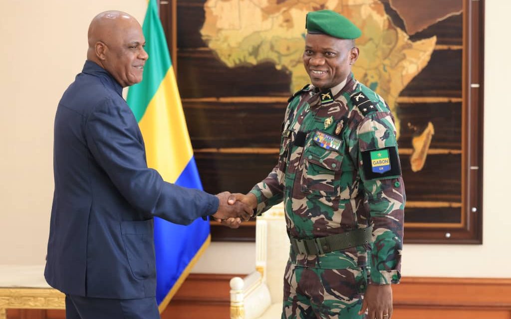Gabon: Le Chef de l’État reçoit monsieur Bertrand Zibi Abeghe