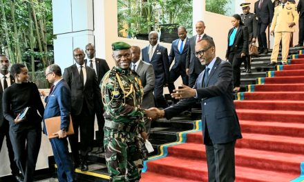 Le Général Brice Clotaire Oligui Nguema a Kigali dans le cadre d’une visite de travail et d’amitié