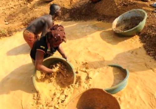 Gabon/Levée de la mesure d’interdiction de l’orpaillage: Les artisans miniers  en passe d’être régularisés