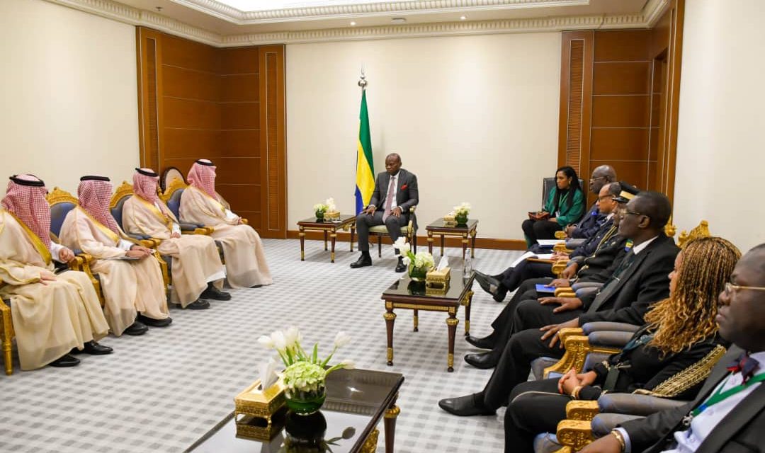 Coopération : Le Chef de l’Etat, le Général Brice Clotaire Oligui Nguema s’entretient avec des hommes d’affaires saoudiens Ryad