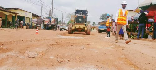 Gabon: Démarrage effectif des travaux de réhabilitation et d’aménagement des voiries d’Oyem