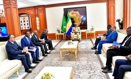 Gabon: Le Chef de l’État reçoit le Président de la BDEAC