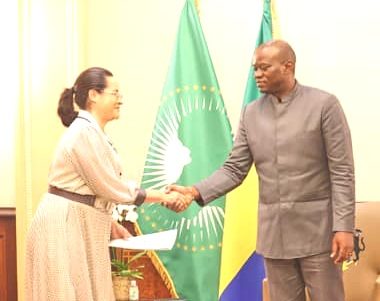 Le Chef de l’Etat reçoit le ministre de la Réforme des Institutions