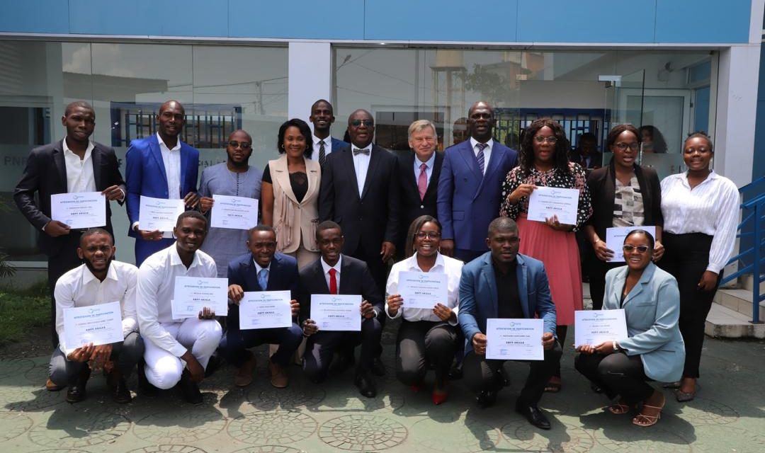 Gabon/Setrag-Lutte contre le Chômage: 15 Jeunes Talents font leur entrée dans la Vie active