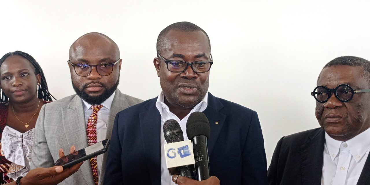 Gabon: Jean-Yves Ntountoume Succède à Telésphore Obame Ngomo à la Tête de l’OPAM