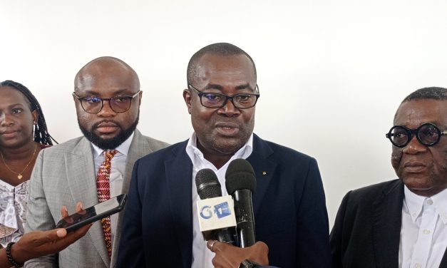 Gabon: Jean-Yves Ntountoume Succède à Telésphore Obame Ngomo à la Tête de l’OPAM