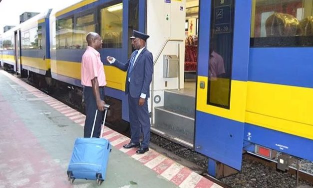 Setrag : Des Trains à l&rsquo;Heure, Une Réalité pour les Voyageurs Gabonais