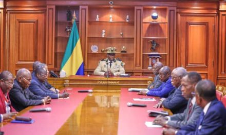 Gabon: Le Président de la République échange avec les dignitaires