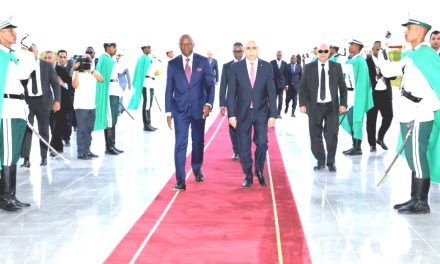 Visite de Travail du Général Brice Clotaire Oligui Nguema en Mauritanie : Renforcement de la Coopération Bilatérale