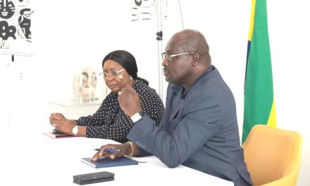 Rencontre du Ministre des Affaires étrangères avec le personnel de l’Ambassade du Gabon en France : Vers une diplomatie exemplaire