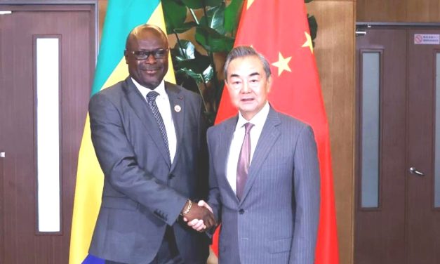 Le Gabon Renforce ses Liens avec la Chine lors de la Conférence Internationale sur le Développement Durable à Libreville