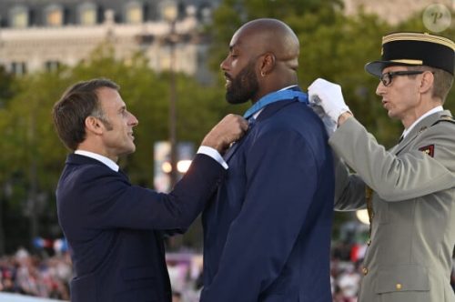 Teddy Riner Ovationné par Emmanuel Macron sur les Champs-Élysées