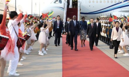 Renforcement des Relations Bilatérales : Le Président de la Transition Gabonaise en Visite Officielle en Chine