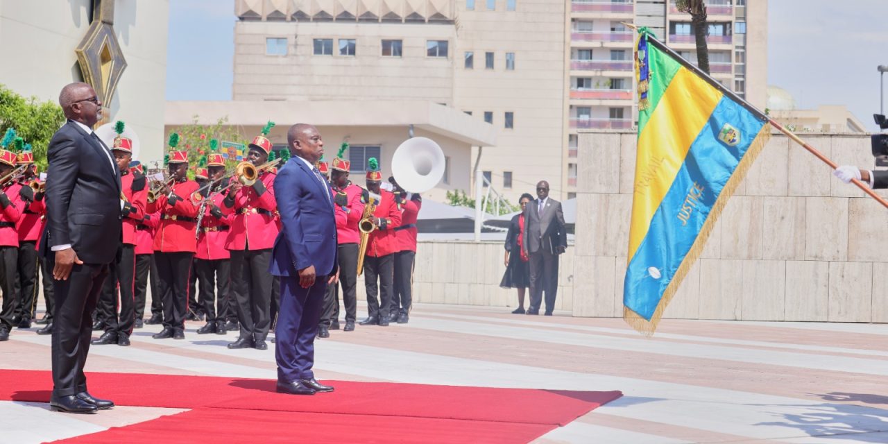 Gabon: Le Chef de l’État reçoit les lettres de créance du nouvel Ambassadeur de Côte-d’Ivoire accrédité au Gabon