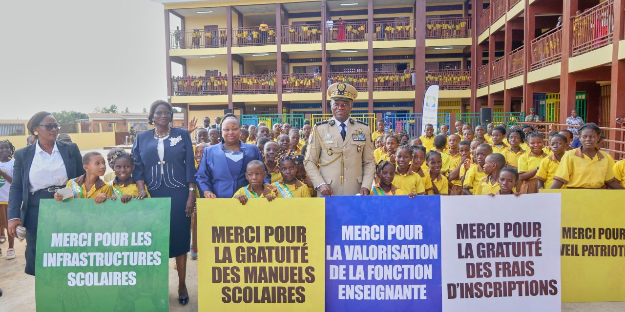 Le Chef de l’État inaugure l’école primaire et le lycée de Montalier