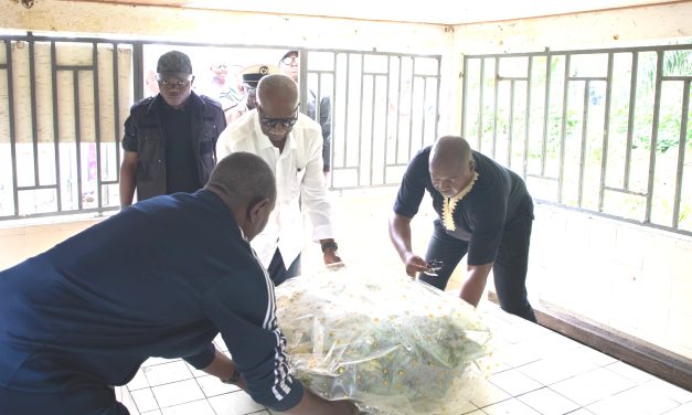 Joseph OWONDAULT BERRE rend hommage à Martine OULABOU, figure emblématique de la lutte syndicale au Gabon