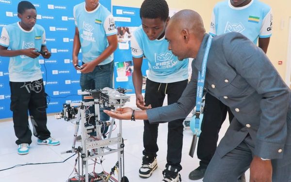 L&rsquo;Intégration de l&rsquo;IA dans le Système Éducatif Gabonais : Un Enjeu d&rsquo;Éthique et d&rsquo;Autonomie