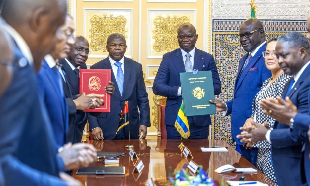 Diplomatie : Brice Clotaire Oligui Nguema accueille João Lourenço à Libreville, une visite sous le signe du renouveau bilatéral