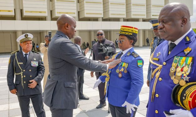 GABON | DÉFENSE Brice Clotaire Oligui Nguema consacre les nouveaux généraux de 2025 : Un signal fort à l&rsquo;Armée