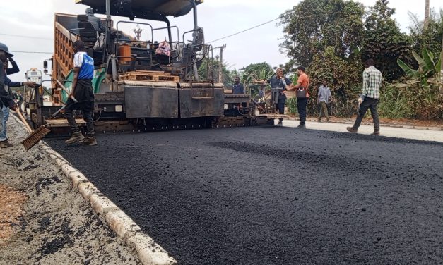 Gabon/Infrastructure routière : Sur le terrain avec les TP pour valider la planche d’essai du projet ntoum Cocobeach par Ebomaf