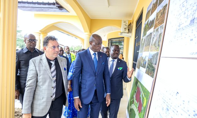 Le Chef de l&rsquo;État inaugure plusieurs infrastructures à Kango et à Cocobeach.