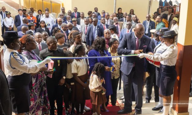 Gabon/Une école, un hommage, un avenir : l’École Jean Noé Ndinga inaugurée